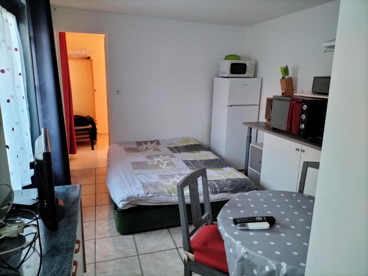Saint-Michel-en-l'Herm Maisonnee Avec Une Chambre מראה חיצוני תמונה